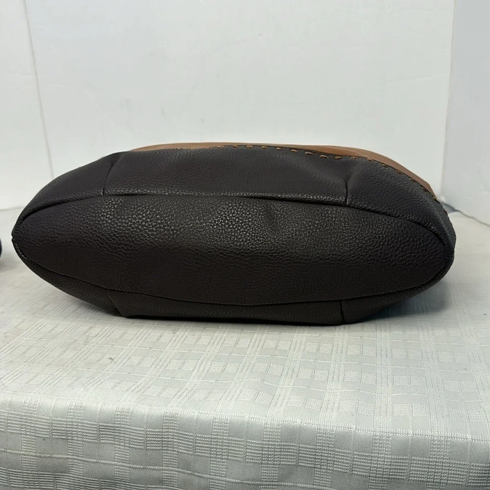The Sak Leather Bag Brown with Great Detail